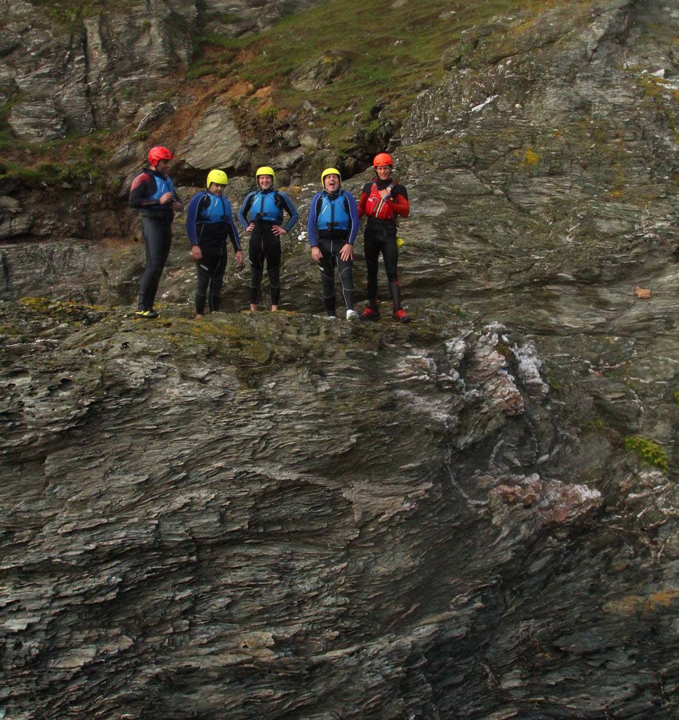 21994218_283574538714524_560255161711996517_o-a