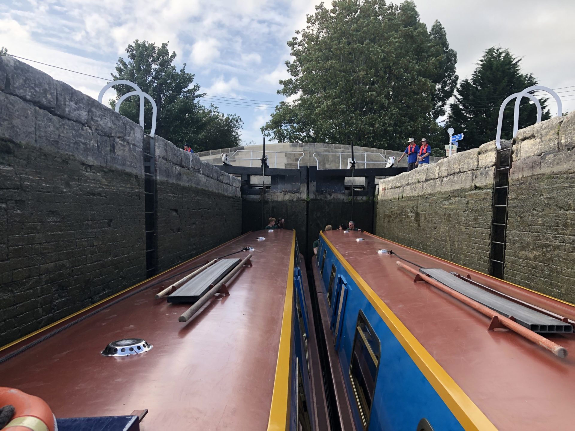 IMG_3039 2 barges lined up